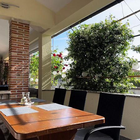 Apartmani Rozi Umag Luaran gambar